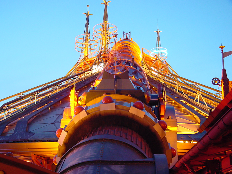 Space-Mountain003